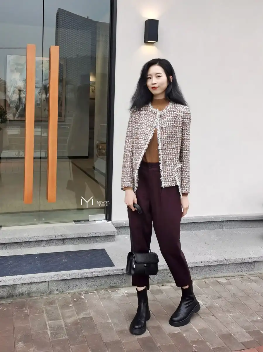 设计款飞翼下摆圆领小香