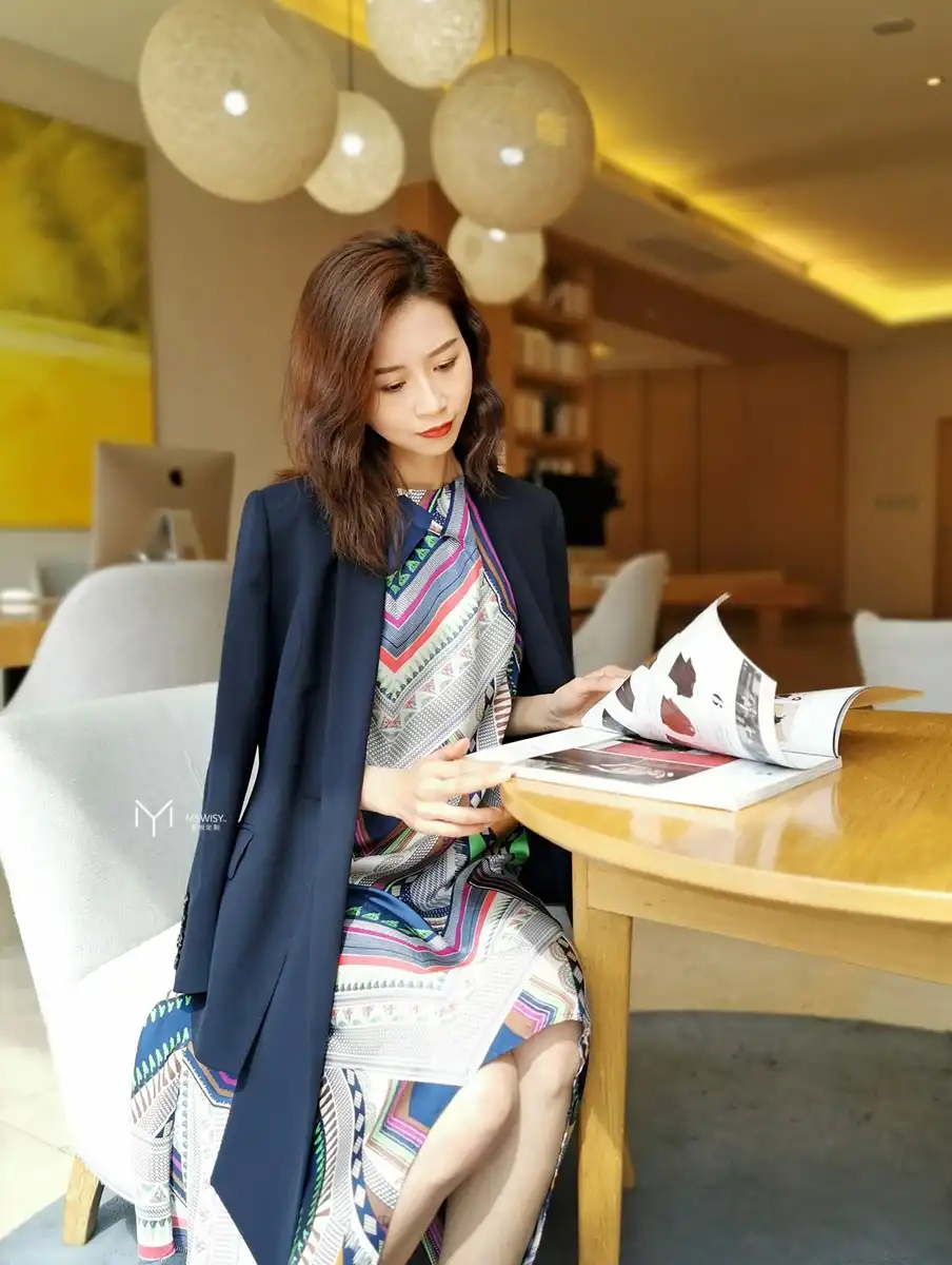 不对称青果领时装上衣