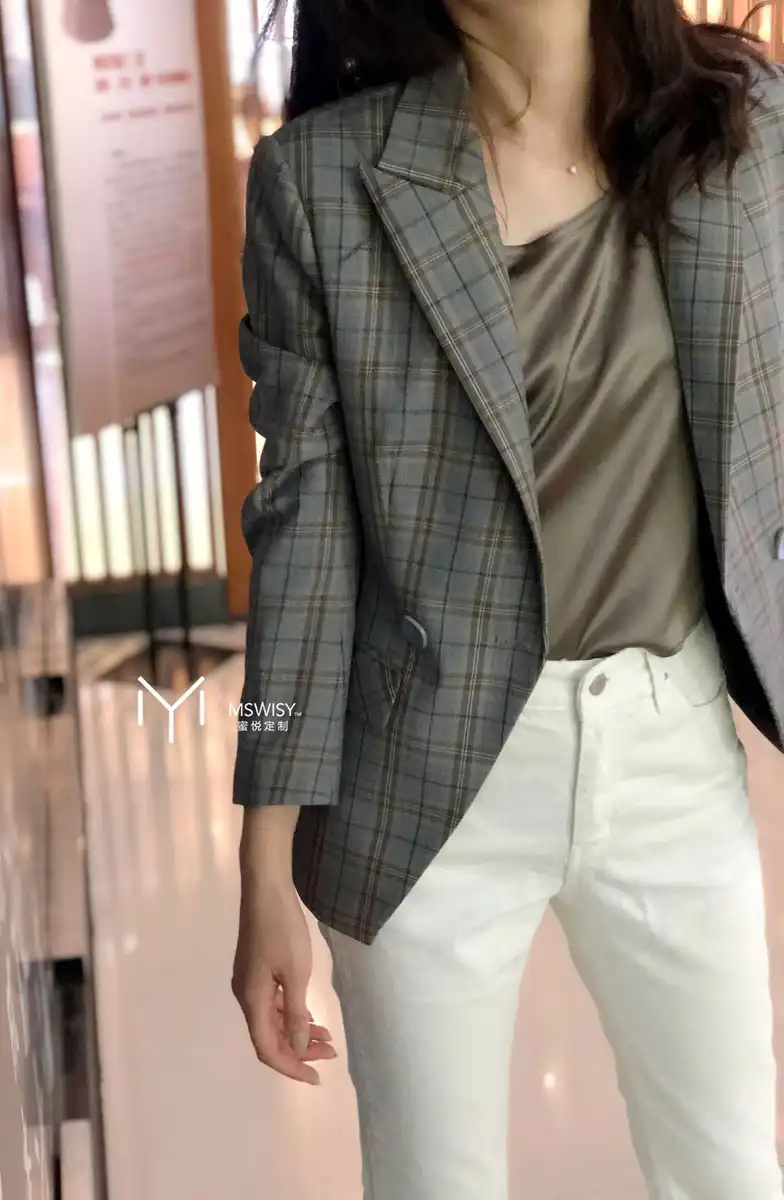 枪驳头双排一粒扣格纹西装