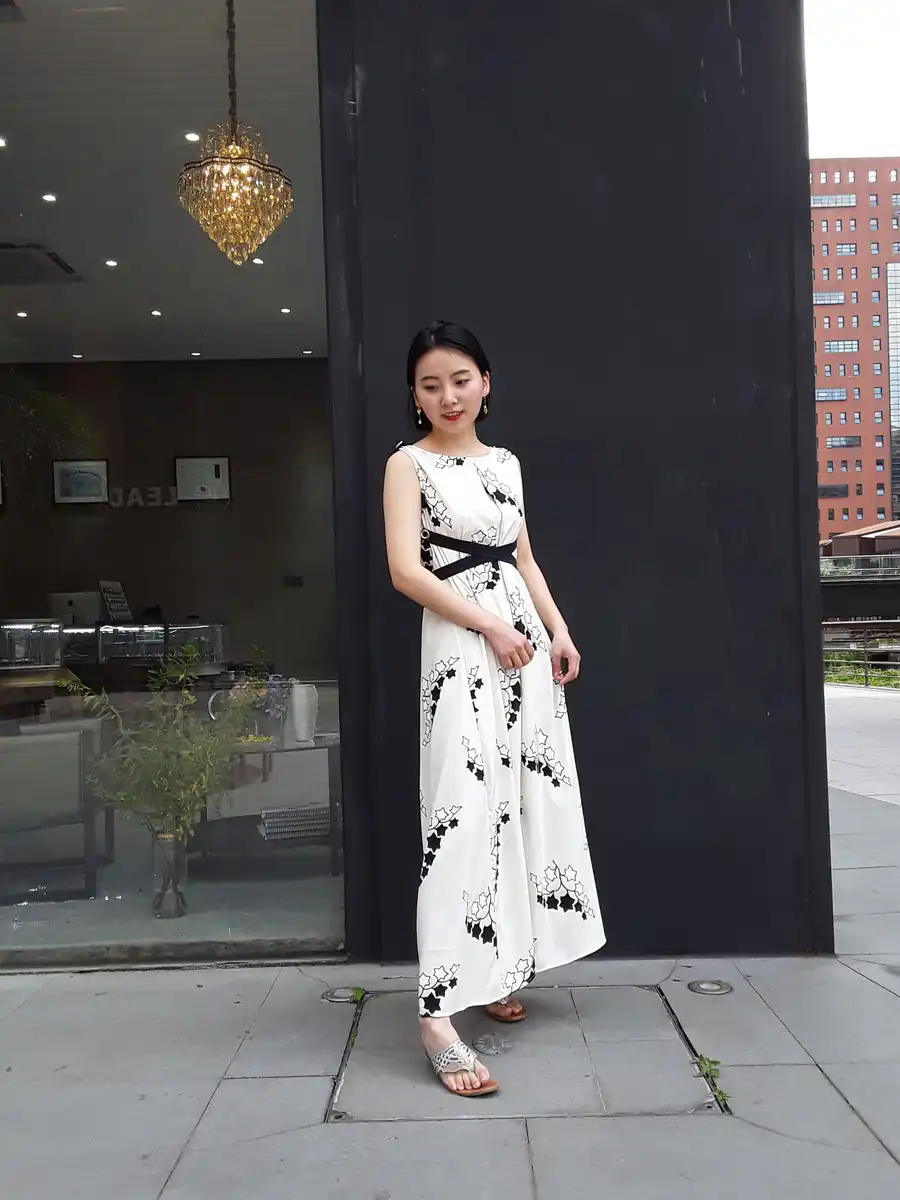 花色真丝大A版系腰带连衣裙