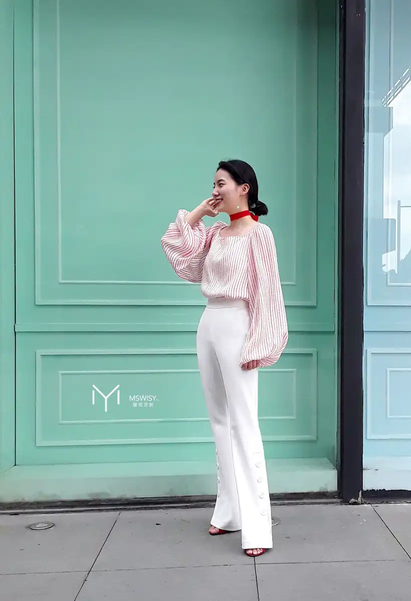 雪纺一字方领灯笼袖上衣