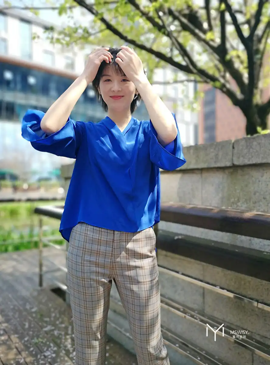 重磅真丝七分袖V领衬衣