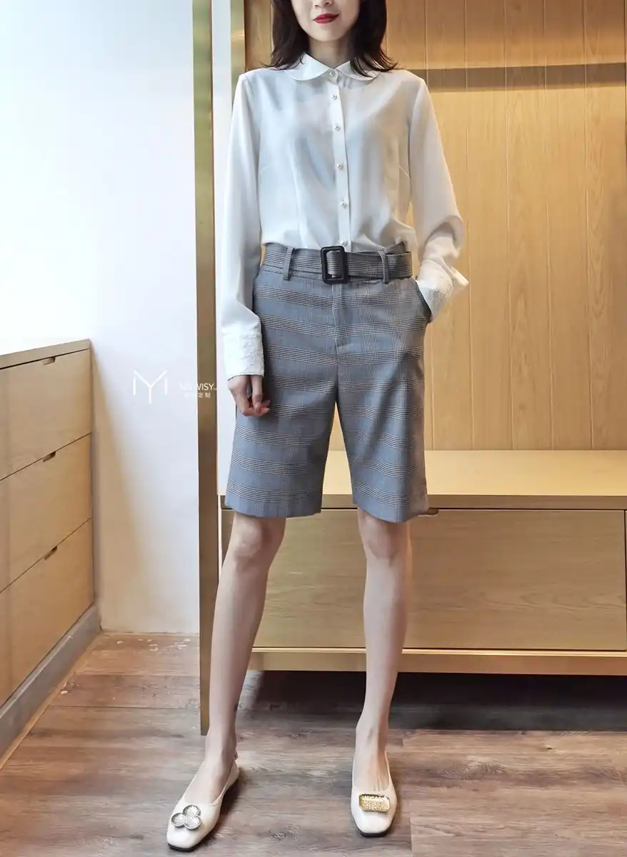 圆角领收腰真丝衬衣