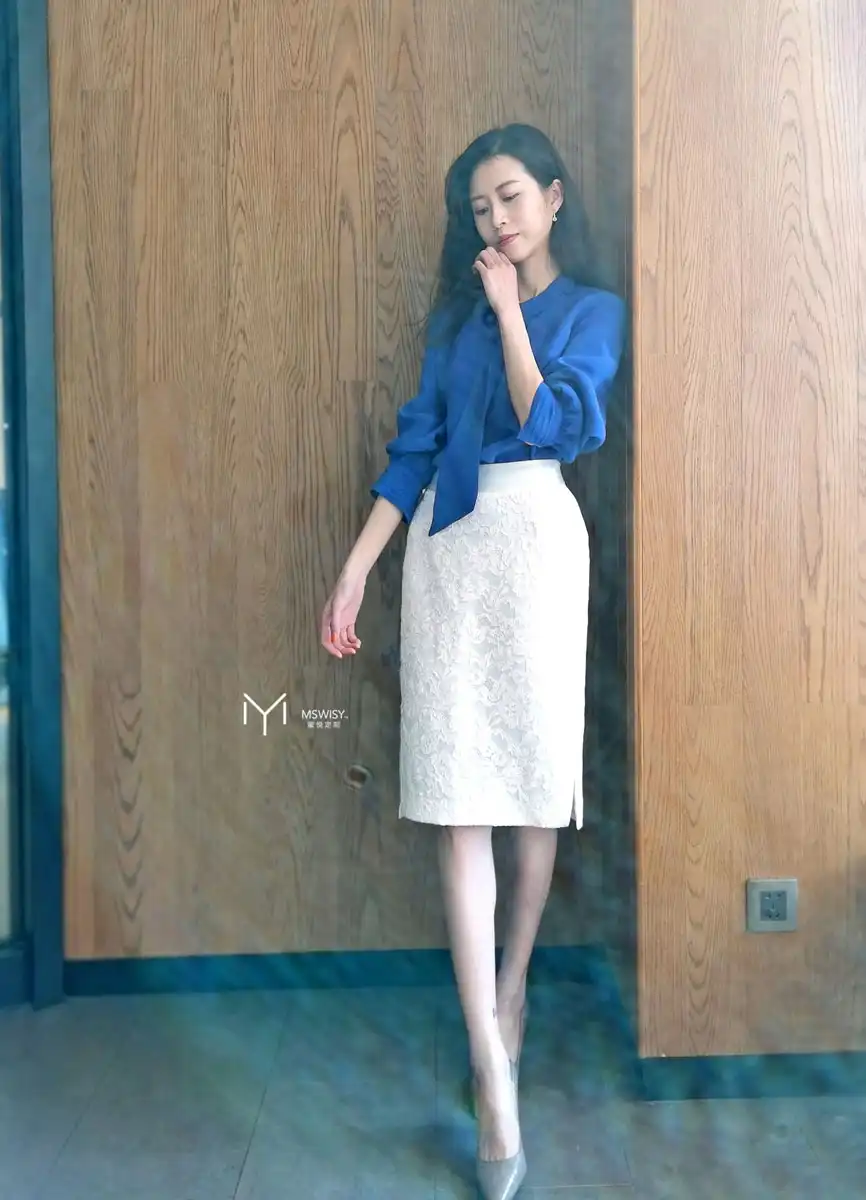 宝蓝色重磅骑士袖单飘带真丝女式衬衣